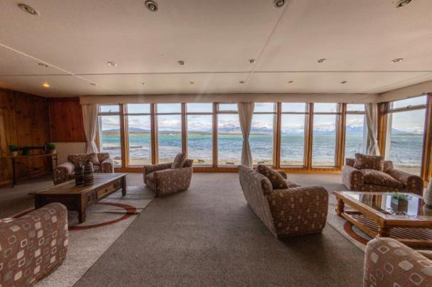 Hotel Capitán Eberhard Puerto Natales Kültér fotó